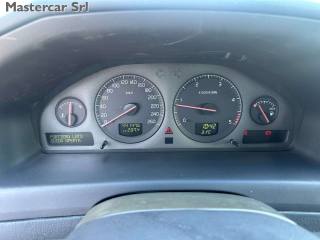 VOLVO V70 usata 13