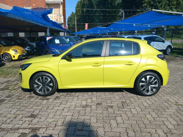PEUGEOT 208 usata, con Autoradio