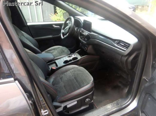 FORD Kuga usata, con Autoradio