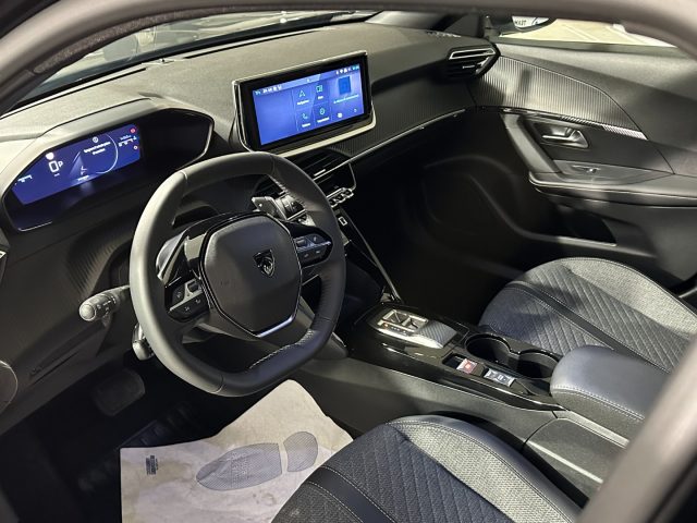 PEUGEOT 2008 usata, con Cerchi in lega