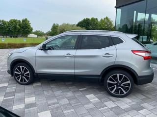 NISSAN Qashqai usata, con Autoradio