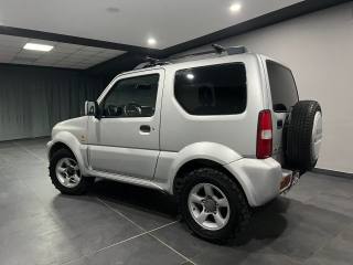 SUZUKI Jimny usata, con Alzacristalli elettrici