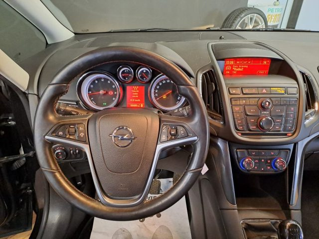 OPEL Zafira Tourer usata, con ESP