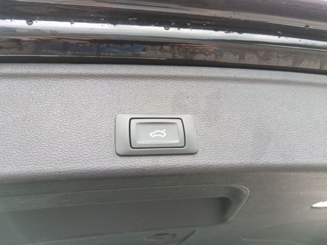 AUDI A4 usata, con Autoradio