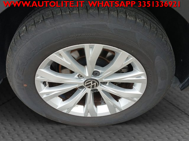 VOLKSWAGEN Tiguan usata, con USB