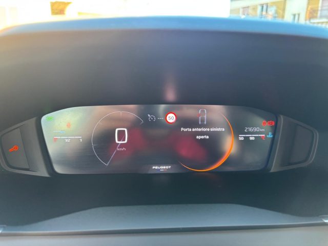 PEUGEOT 208 usata, con Volante in pelle