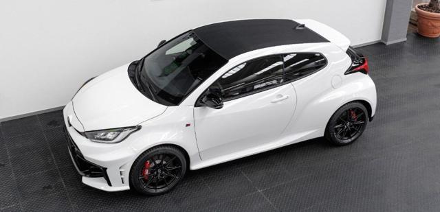 TOYOTA Yaris usata, con Boardcomputer