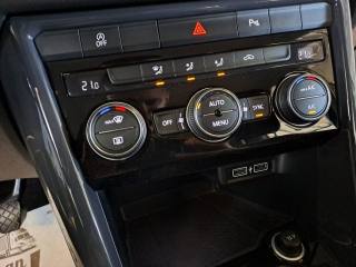 VOLKSWAGEN T-Roc usata, con Servosterzo