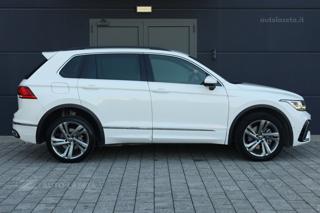 VOLKSWAGEN Tiguan usata, con Leve al volante