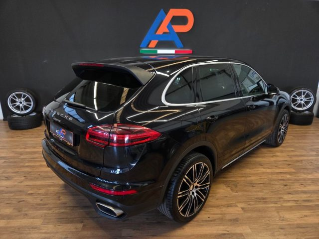PORSCHE Cayenne usata, con Airbag laterali