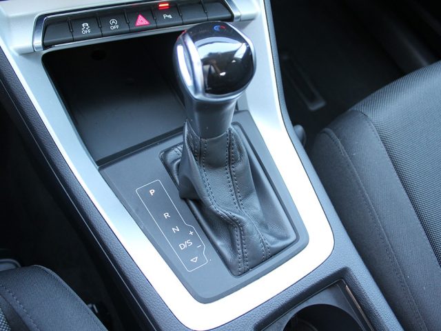 AUDI Q3 usata, con Sensori di parcheggio posteriori
