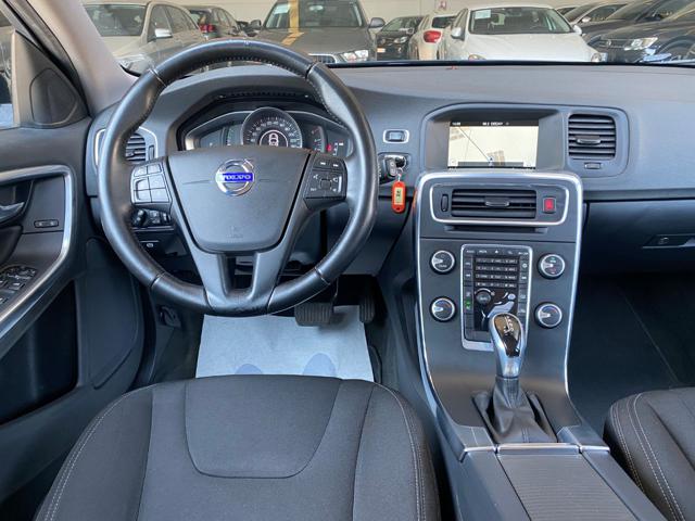 VOLVO V60 usata, con Park Distance Control