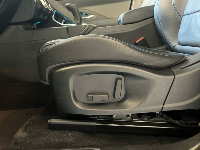 JAGUAR E-Pace usata, con Specchietti laterali elettrici