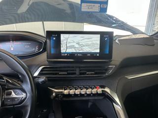PEUGEOT 3008 usata, con USB