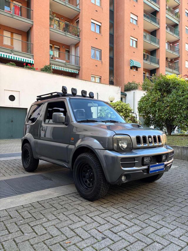 SUZUKI Jimny usata, con Alzacristalli elettrici