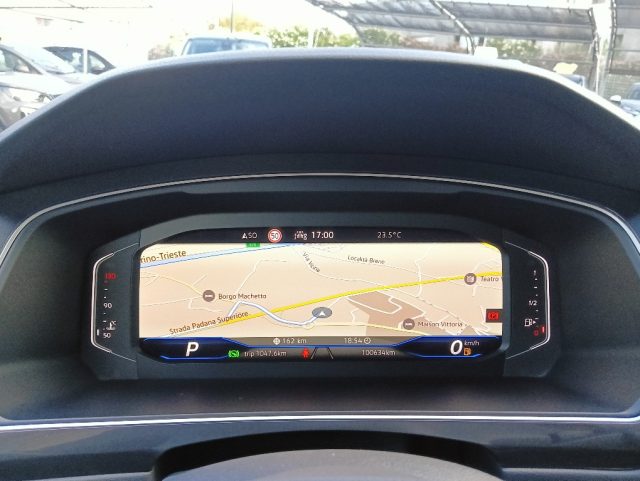 VOLKSWAGEN Tiguan usata, con Autoradio