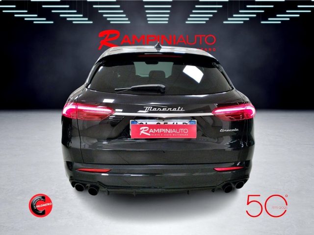 MASERATI Grecale usata 8