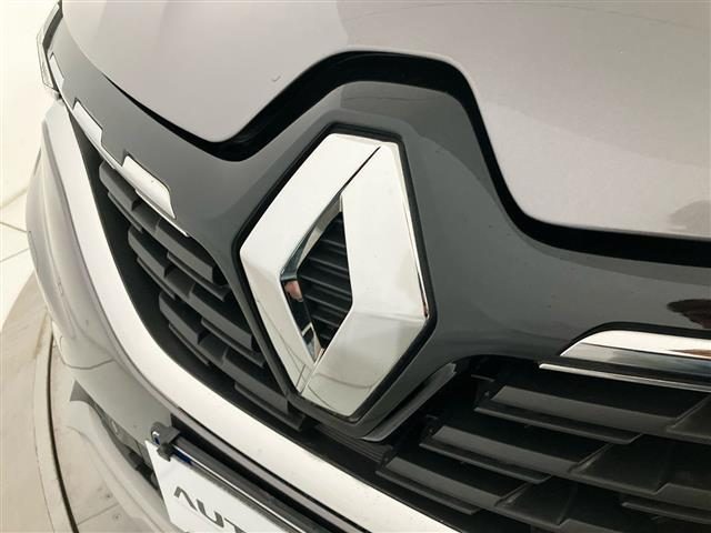 RENAULT Captur usata 23