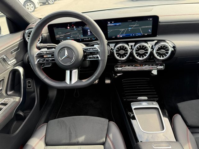 MERCEDES-BENZ CLA 200 usata, con Cruise Control