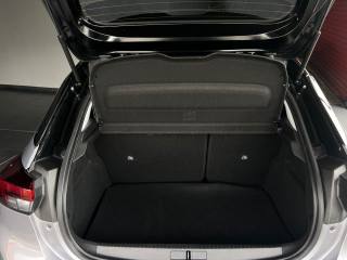 OPEL Corsa usata, con Controllo trazione