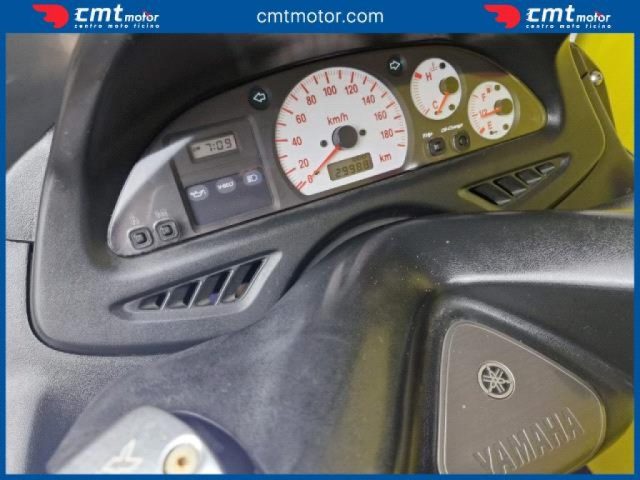 YAMAHA T-Max 500 usata 4