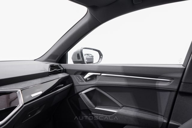 AUDI RS Q3 usata, con Sensori di parcheggio posteriori