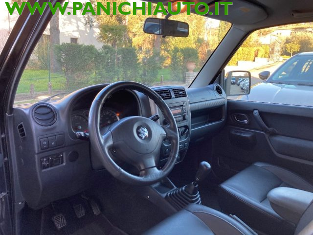 SUZUKI Jimny usata, con Interni in pelle