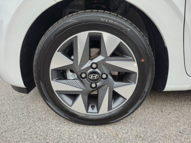 HYUNDAI i10 usata, con Controllo trazione