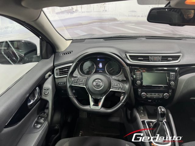 NISSAN Qashqai usata, con Fari Xenon