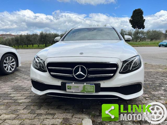 MERCEDES-BENZ E 200 usata, con Airbag Passeggero