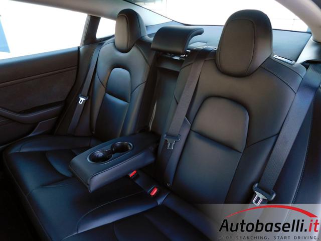 TESLA Model 3 usata 64