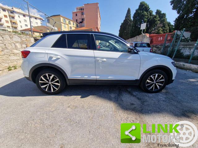 VOLKSWAGEN T-Roc usata, con Schermo multifunzione interamente digitale
