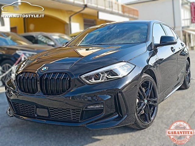 BMW 118 usata, con Fari LED