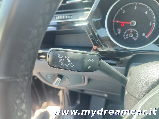 VOLKSWAGEN Touran usata 25