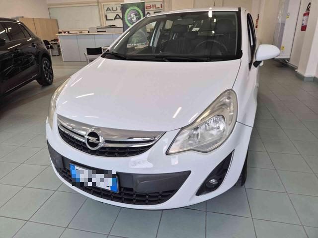 OPEL Corsa usata, con Alzacristalli elettrici