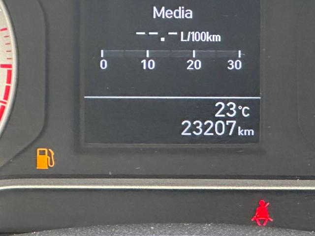 HYUNDAI i10 usata 18