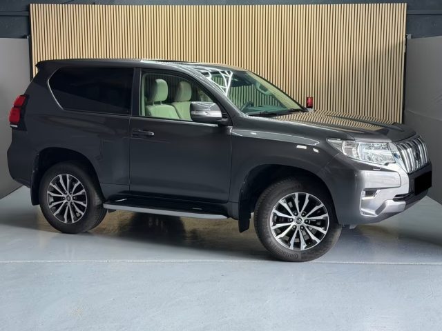 TOYOTA Land Cruiser usata, con Alzacristalli elettrici
