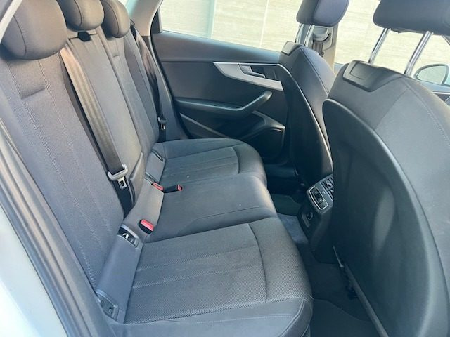 AUDI A4 usata, con Controllo trazione