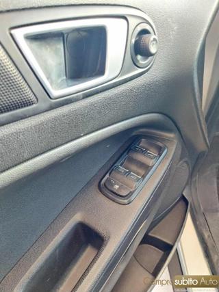 FORD EcoSport usata, con Specchietti laterali elettrici