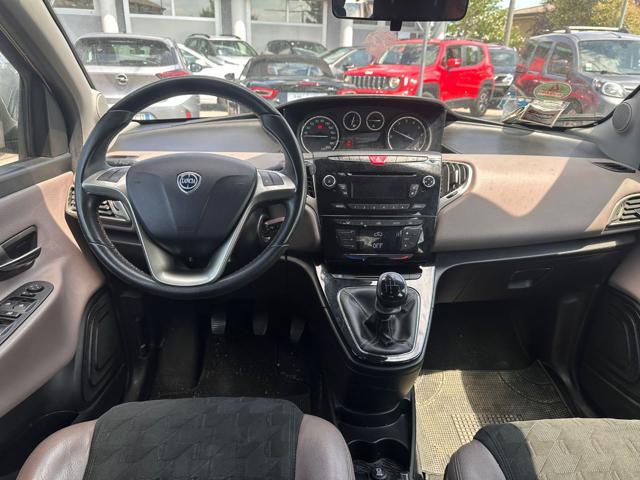 LANCIA Ypsilon usata, con Controllo automatico clima