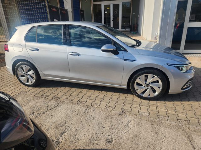 VOLKSWAGEN Golf usata, con Autoradio