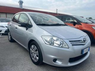 TOYOTA Auris usata, con Airbag