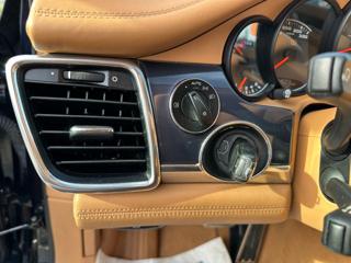 PORSCHE Panamera usata 76