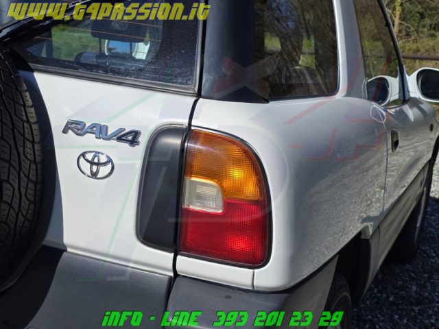TOYOTA RAV 4 MY23 usata 45