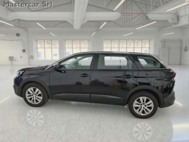 PEUGEOT 5008 usata, con Airbag laterali