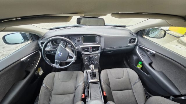 VOLVO V40 Cross Country usata, con Chiusura centralizzata