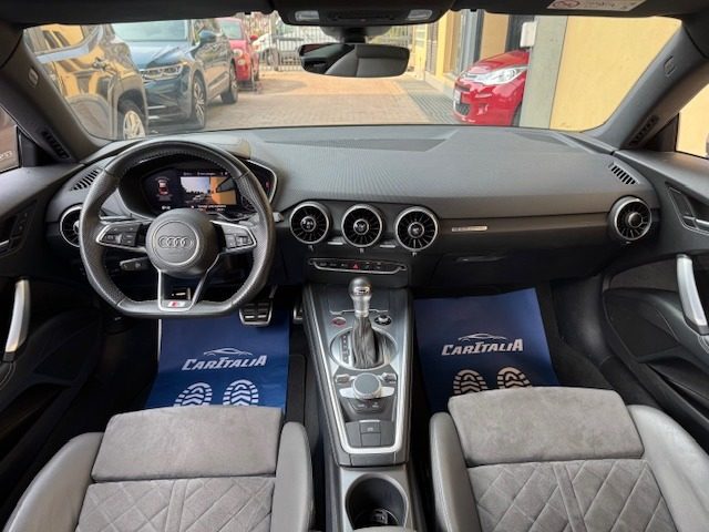 AUDI TTS usata, con Autoradio