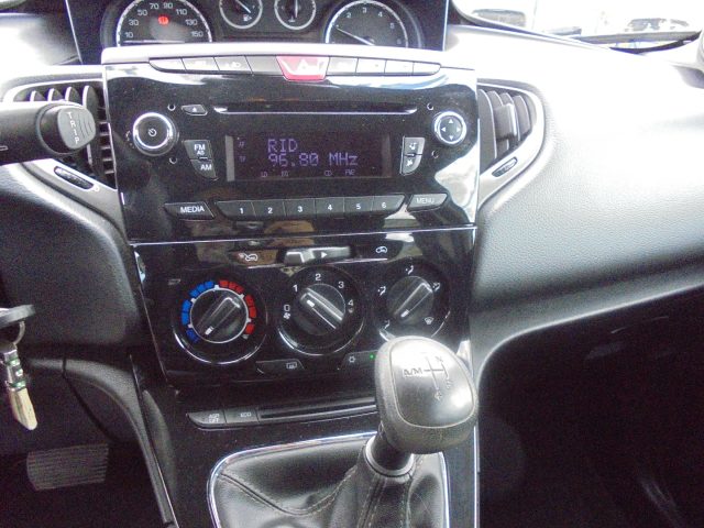 LANCIA Ypsilon usata 21