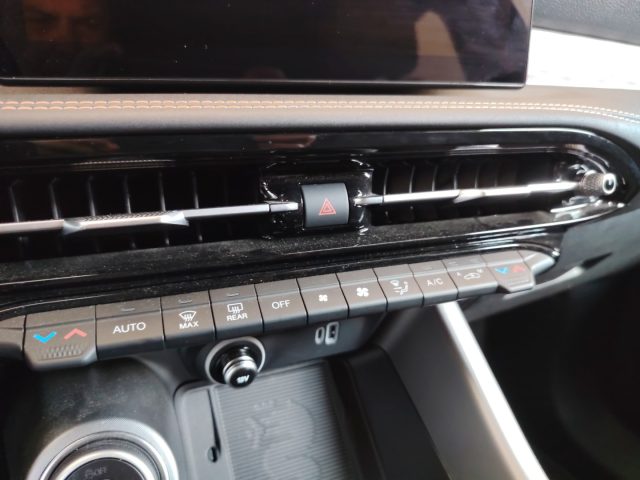 ALFA ROMEO Tonale usata, con Autoradio digitale