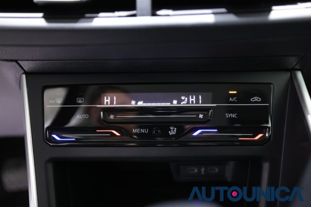 VOLKSWAGEN Polo usata, con Volante multifunzione
